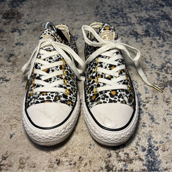 Converse Chuck Taylor All Star Velvet White & Gold Cheetah Print Sneakers Size 7 - Picture 3 of 11